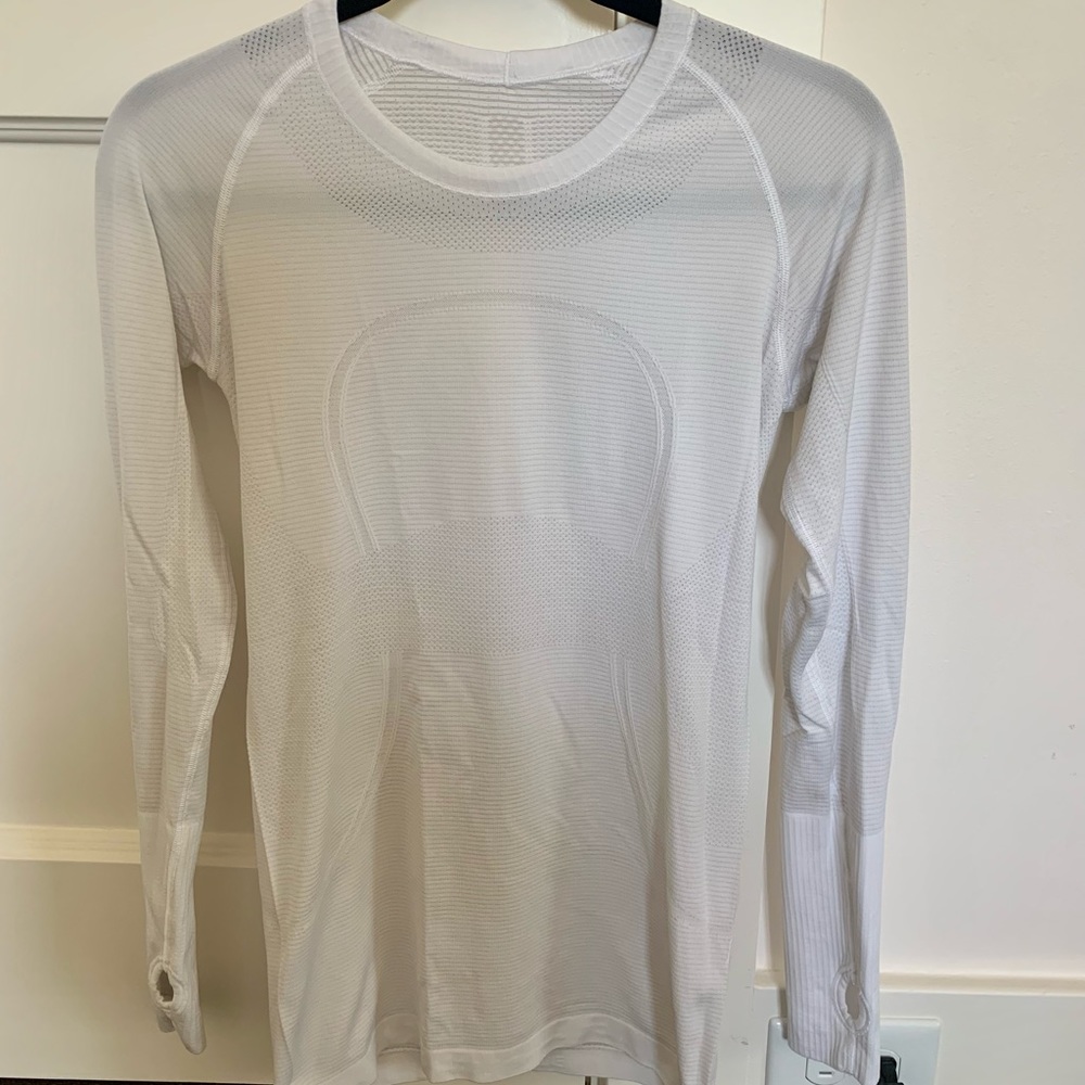 Lululemon Swiftly Tech Long Sleeve